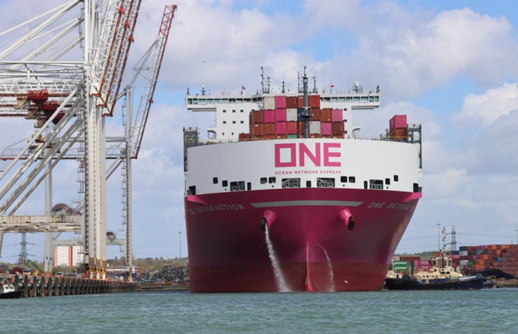 ONE deploys new energy efficient vessel on new Transatlantic service